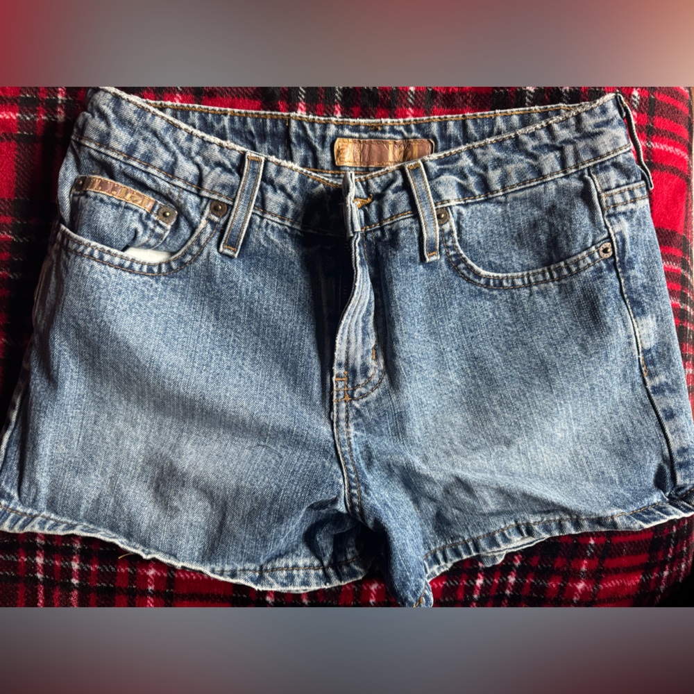LEI juniors jean shorts
